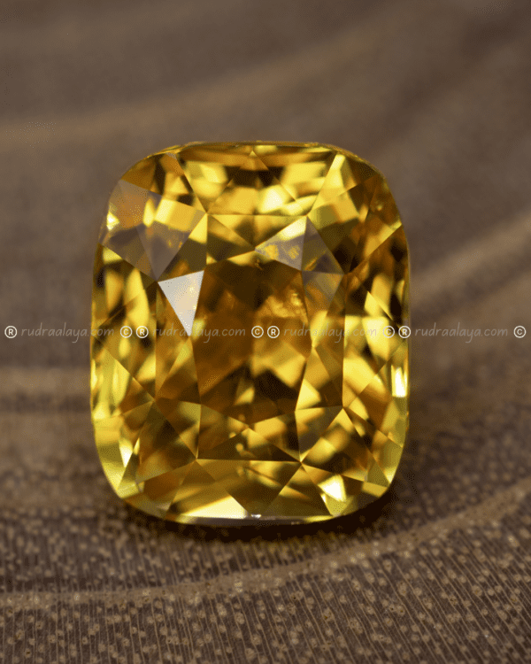 Natural Yellow Sapphire (Pukhraj) - Image 4